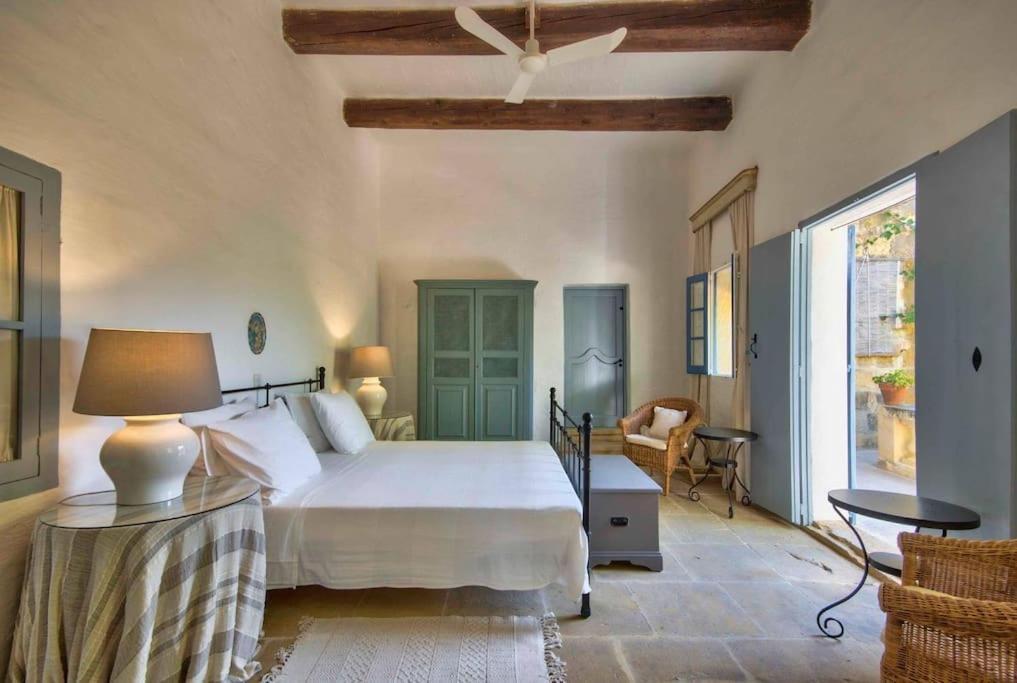 Casa Mezzodi' - Luxurious 18th C. With Gardens & Pool *